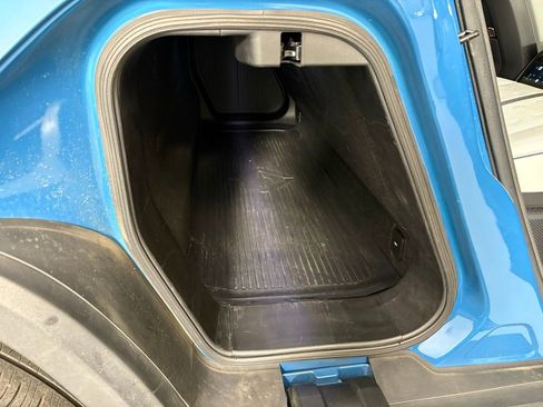 Used 2022 Rivian R1T Adventure image 21