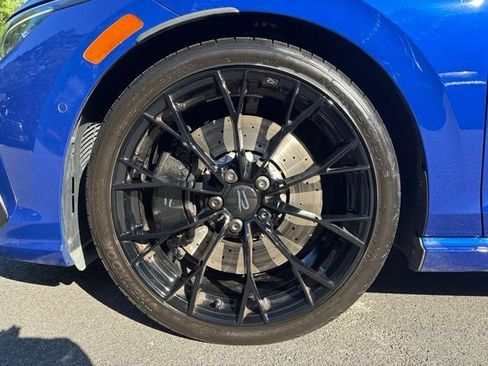 Used 2025 Volkswagen Golf R Black Edition AWD/4WD image 9