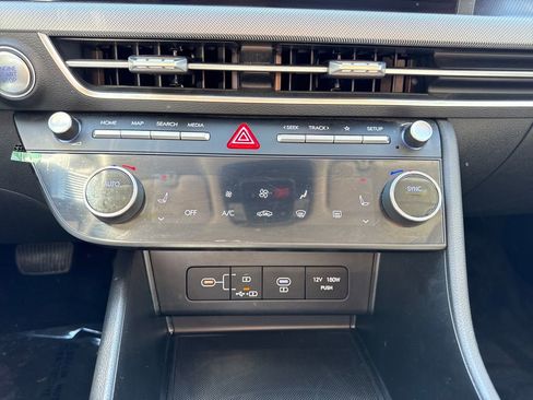 Used 2024 Hyundai Sonata SEL image 22