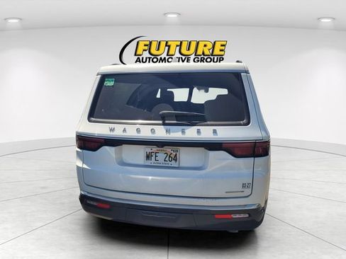Used 2022 Jeep Wagoneer Series II RWD image 4