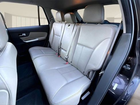 Used 2013 Ford Edge SEL image 20