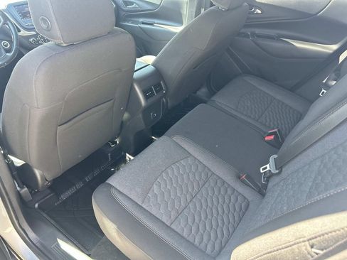 Used 2020 Chevrolet Equinox LT w/ Driver Convenience Package FWD image 22
