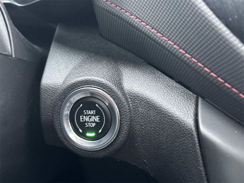 Used 2022 Chevrolet TrailBlazer RS w/ Sun and Liftgate Package image 28