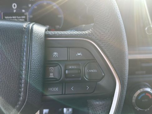 Used 2024 Toyota Tacoma TRD Sport AWD/4WD image 27