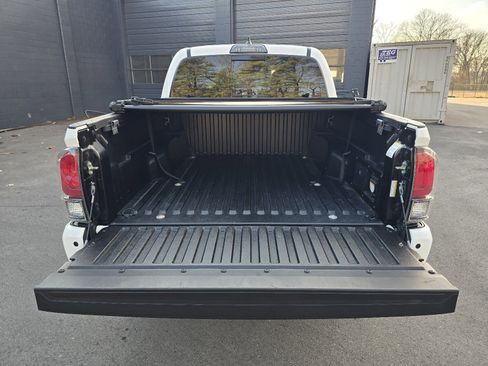 Used 2019 Toyota Tacoma TRD Pro image 12