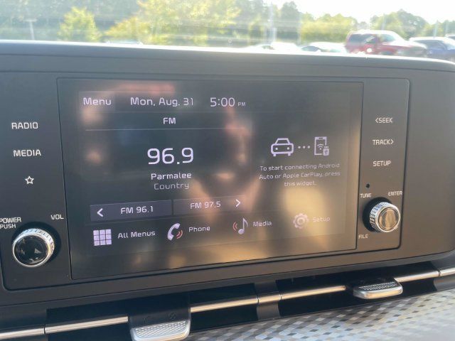 Certified 2024 Kia Carnival LX FWD image 35