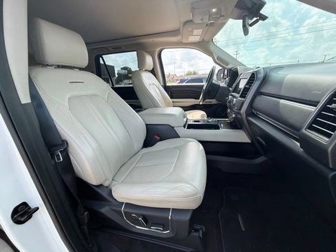 Used 2020 Ford Expedition Platinum RWD image 5