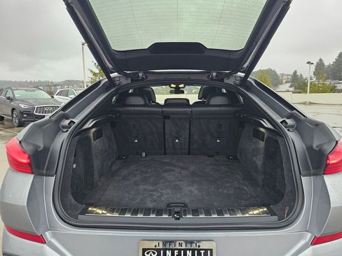 Used 2024 BMW X6 xDrive40i image 17