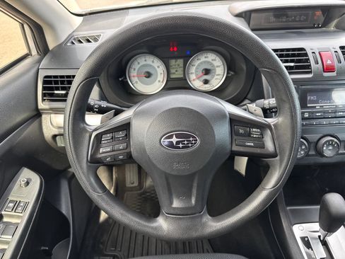 Used 2013 Subaru Impreza 2.0i Premium w/ All-Weather Pkg AWD/4WD image 9