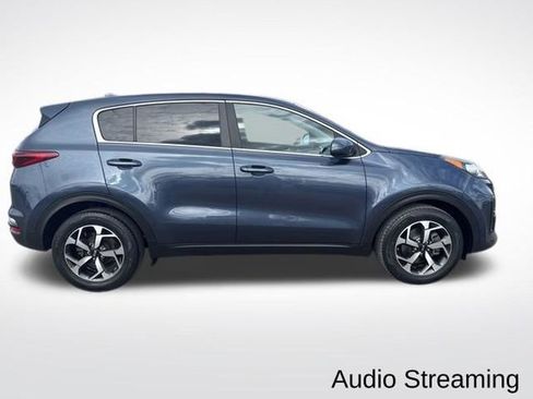 Used 2022 Kia Sportage LX FWD image 2