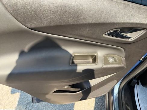 Used 2024 Chevrolet Equinox LT FWD image 12