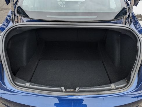 Used 2018 Tesla Model 3 Mid Range image 8
