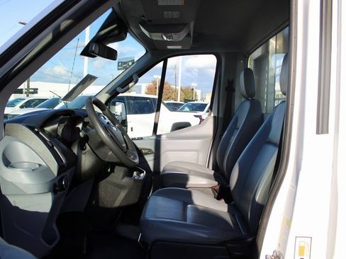 Used 2018 Ford Transit 250 138 image 12