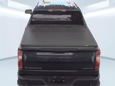 Used 2022 Chevrolet Silverado 1500 Custom w/ Safety Confidence Package image 14