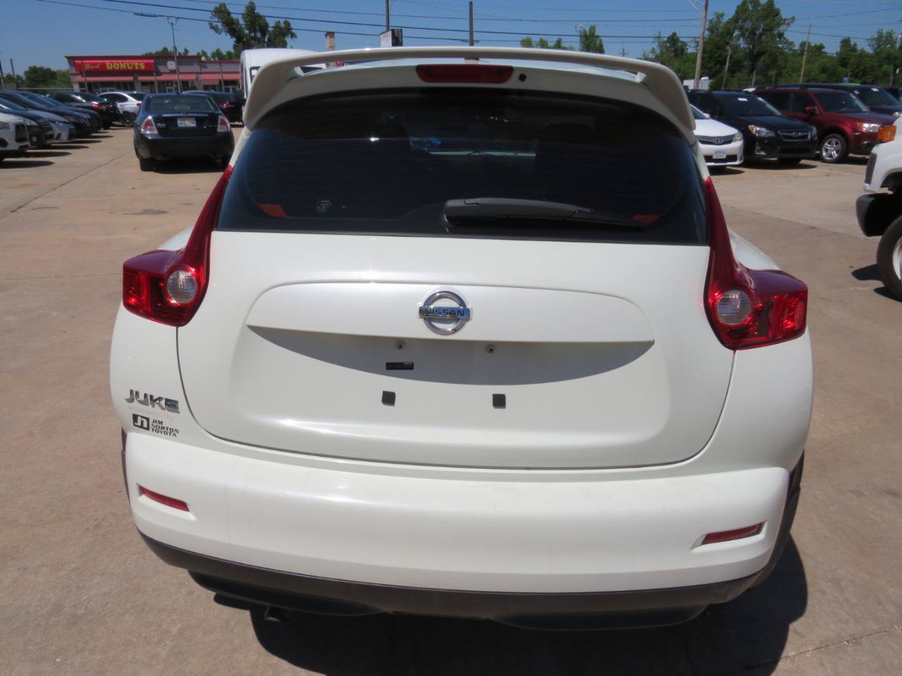 Used 2011 Nissan Juke S FWD image 5