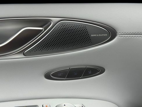 Used 2026 Genesis GV70 2.5T Advanced image 27