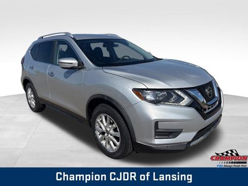Used 2019 Nissan Rogue SV FWD image 10
