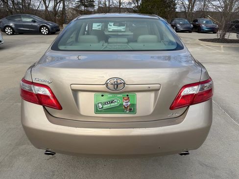 Used 2007 Toyota Camry XLE image 6