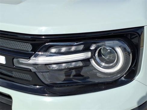 Used 2022 Ford Bronco Sport Outer Banks image 9