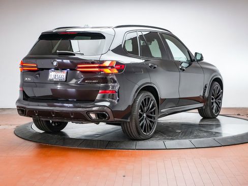 Certified 2024 BMW X5 xDrive40i w/ M Sport Package image 5