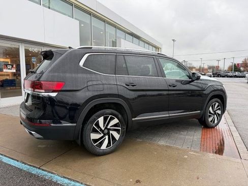 New 2026 Volkswagen Atlas SEL image 6