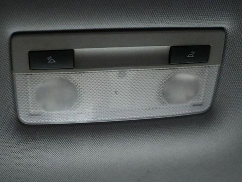 Used 2020 Chevrolet Malibu LT image 16