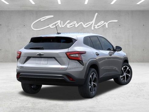 New 2026 Chevrolet Trax RS w/ Sunroof Package image 4