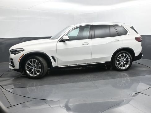 Used 2023 BMW X5 xDrive40i AWD/4WD image 30