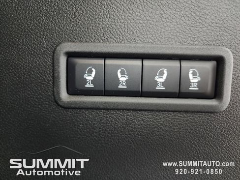 New 2026 Jeep Grand Wagoneer Limited image 33