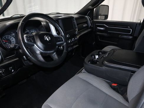 Used 2024 RAM 2500 Big Horn image 24