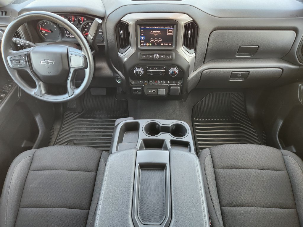 Used 2025 Chevrolet Silverado 1500 Custom Trail Boss AWD/4WD image 25