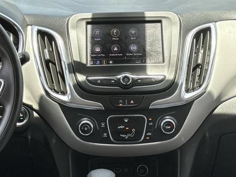 Used 2023 Chevrolet Equinox LS w/ LS Convenience Package FWD image 16