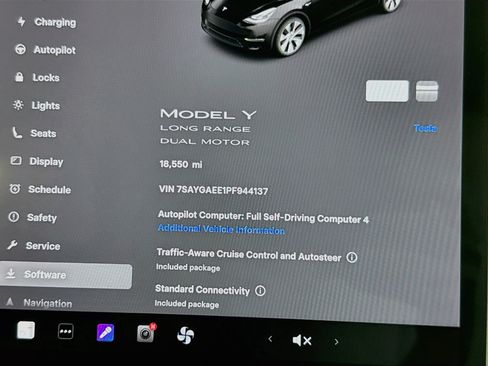 Used 2023 Tesla Model Y Long Range AWD/4WD image 40