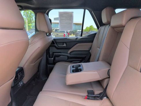 Used 2025 Toyota 4Runner Limited RWD image 31