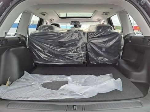 Used 2023 Jeep Grand Cherokee Limited RWD image 12