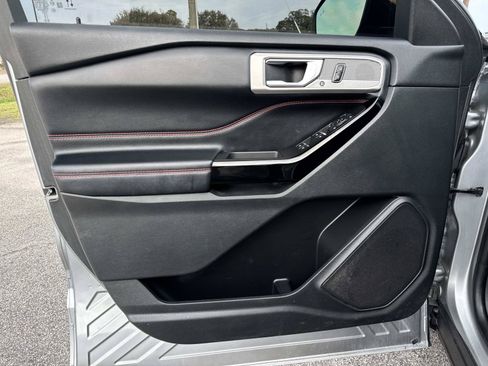Used 2022 Ford Explorer ST-Line w/ Class IV Trailer Tow Package RWD image 20