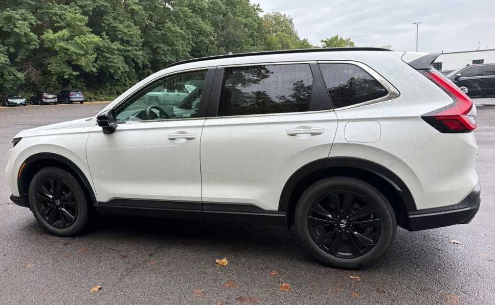 Used 2023 Honda CR-V Sport Touring image 8