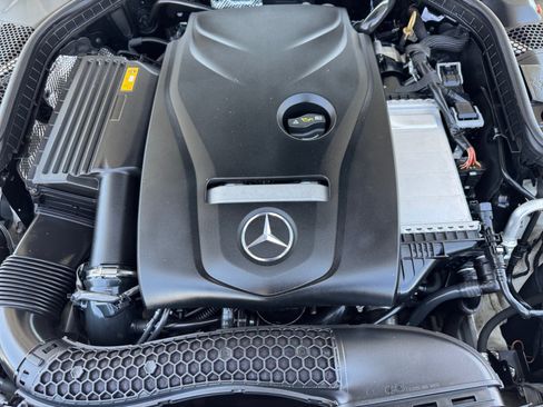 Used 2018 Mercedes-Benz C 300 Sedan image 22