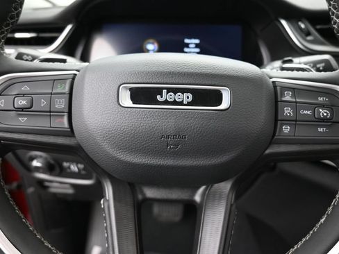 Used 2023 Jeep Grand Cherokee L Laredo w/ Luxury Tech Group I AWD/4WD image 13