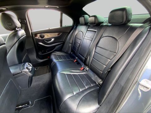 Used 2018 Mercedes-Benz C 300 Sedan w/ Premium Package image 20