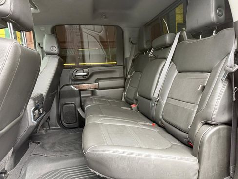 Used 2020 GMC Sierra 2500 Denali w/ Denali Ultimate Package image 18