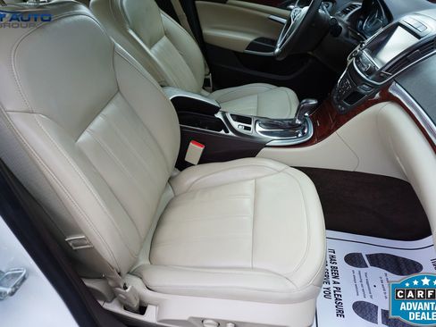 Used 2016 Buick Regal Premium w/ Driver Confidence Package #2 FWD image 23