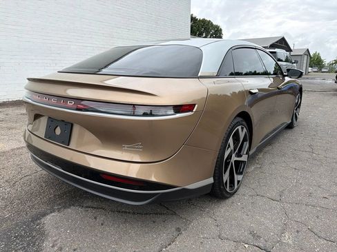 Used 2022 Lucid Air Dream Edition AWD/4WD image 2