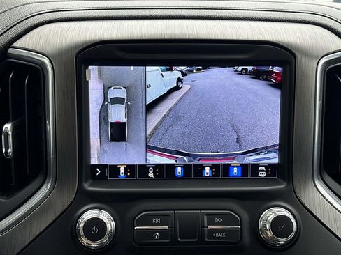 Used 2022 GMC Sierra 2500 Denali AWD/4WD image 25