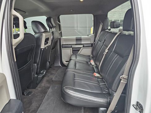 Used 2018 Ford F150 XLT w/ Trailer Tow Package image 15