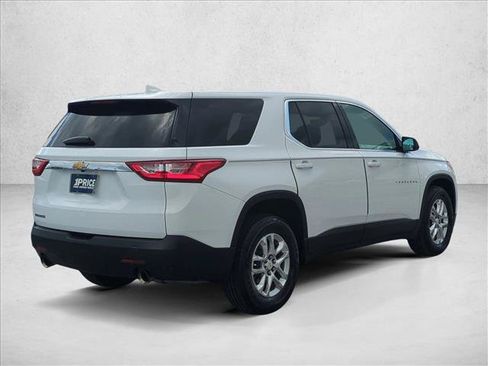 Certified 2019 Chevrolet Traverse LS FWD image 5