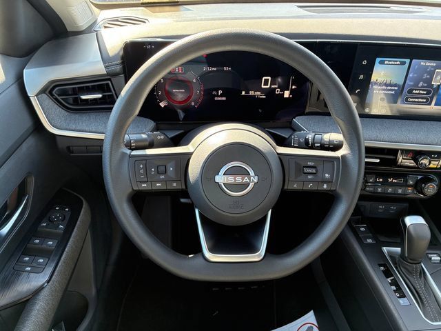 New 2026 Nissan Kicks SV w/ SV Premium Package FWD image 14