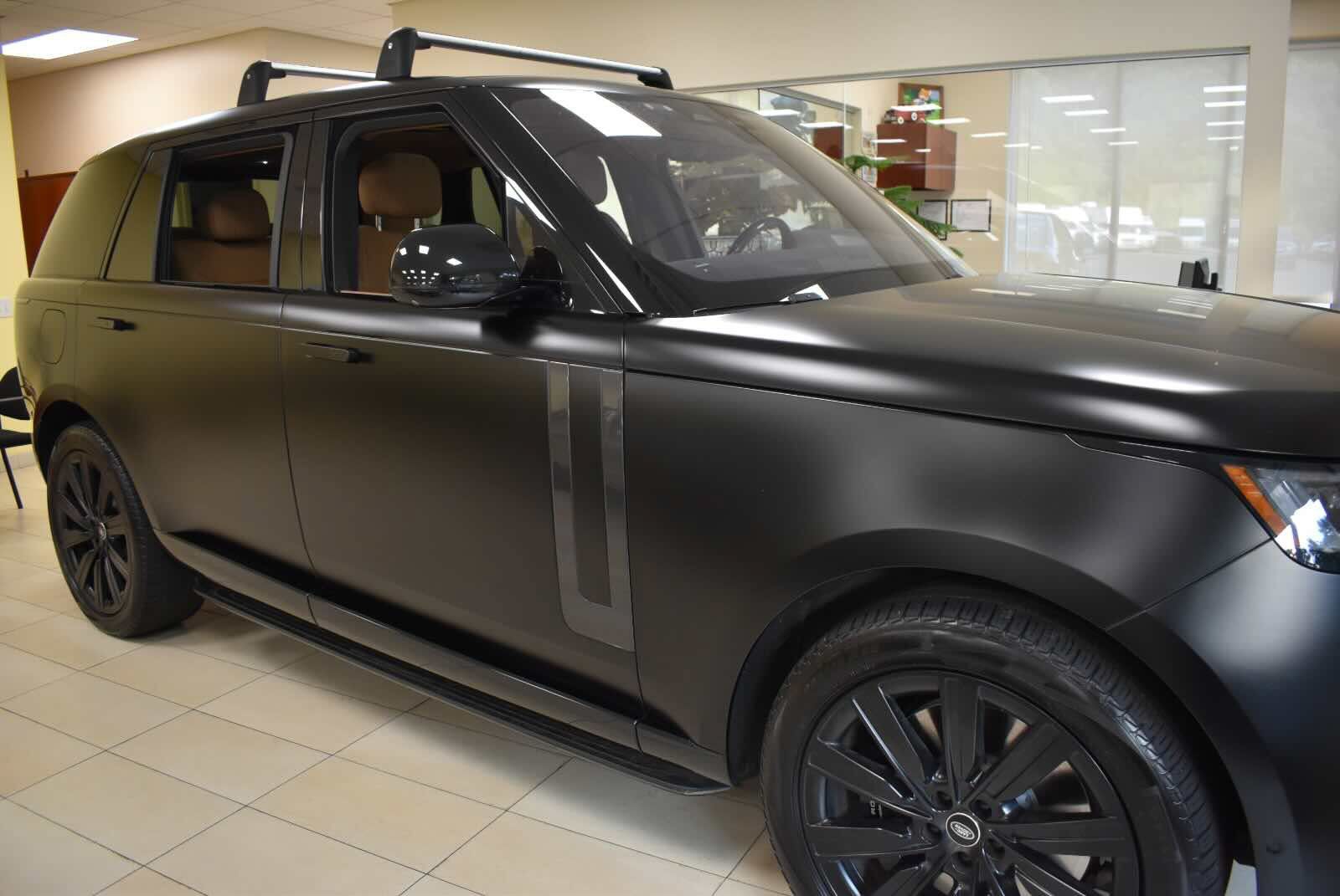 Used 2023 Land Rover Range Rover Long Wheelbase SE AWD/4WD image 55