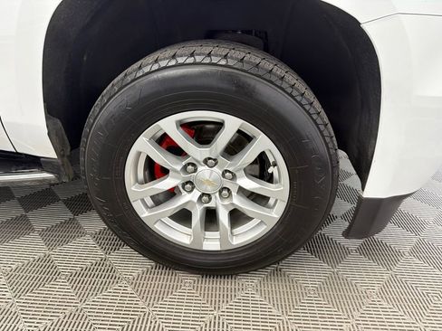 Used 2015 Chevrolet Tahoe LTZ RWD image 13