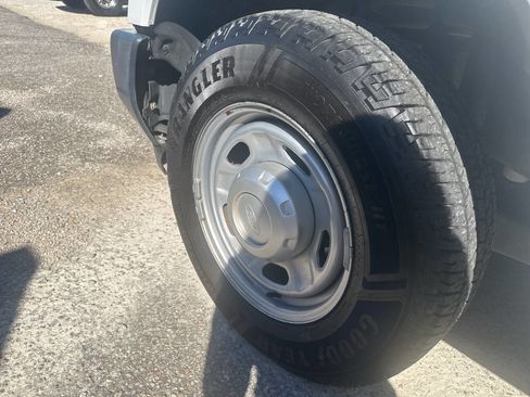 Used 2018 Ford F350 XL w/ Power Equipment Group image 11